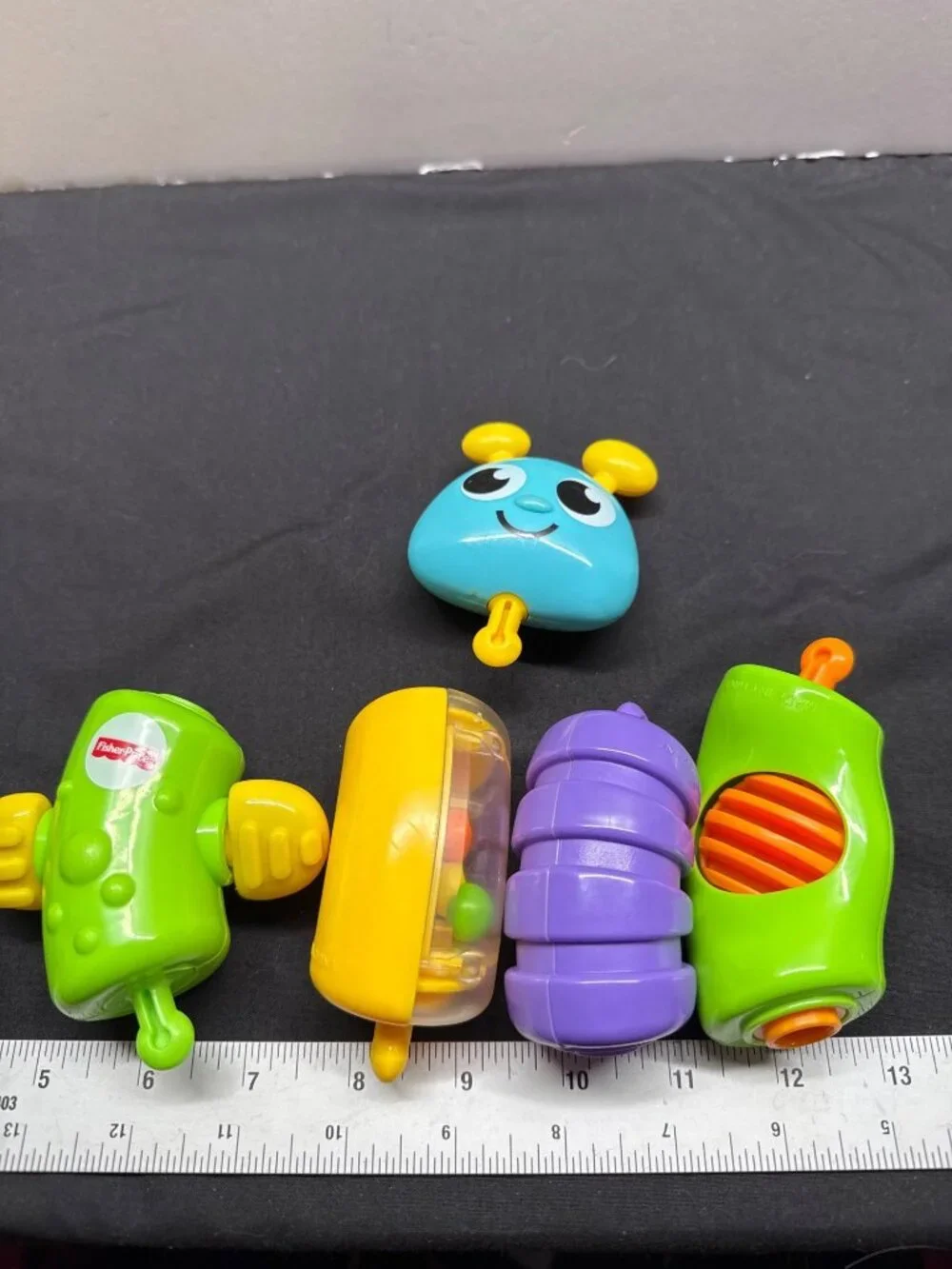 Fisher-Price 2011 Baby Click Clack Caterpillar Colorful Rattle Toy For Sensory P